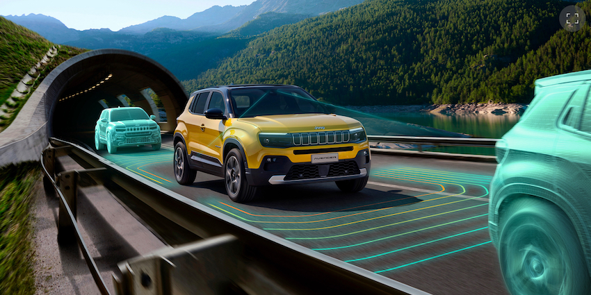 JEEP-AVENGER-MY25-2000x1000-ADAPTIVE-CRUISE-CONTROL Jeep Avenger Summit MHEV 100 CV: el pequeño SUV que se hace grande en estilo y eficiencia