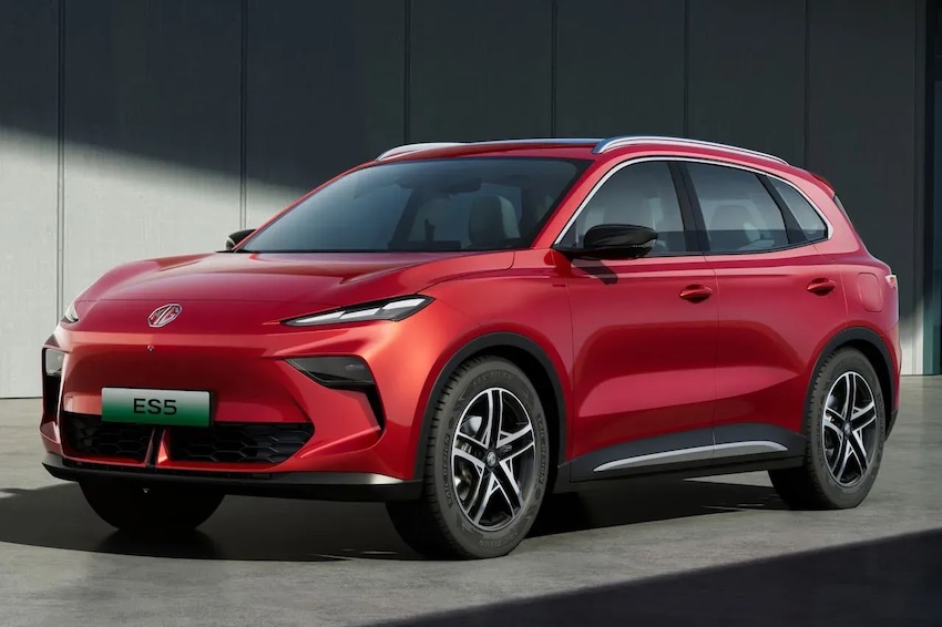 MG-ES5-front-three-quarter_11zon-copia Los SUV eléctricos compactos se consolidan como la gran alternativa al coche urbano en 2026