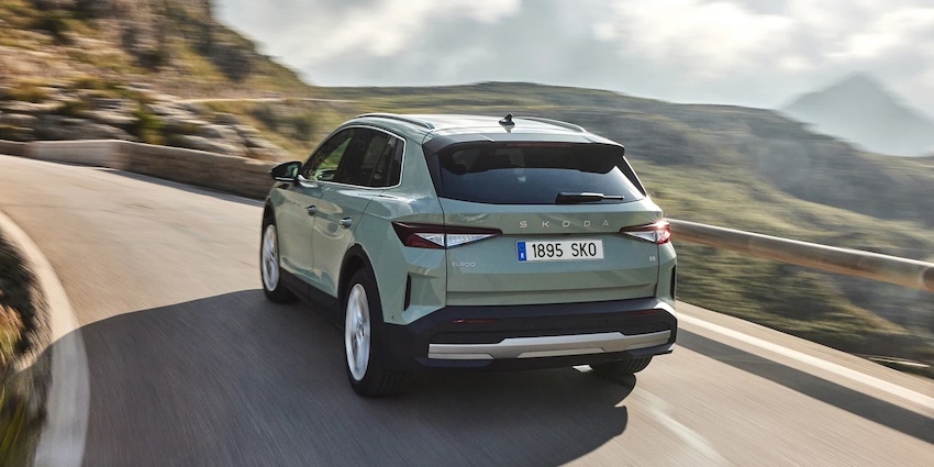 Skoda-Elroq-en-carretera-de-montana-copia El Škoda Elroq es elegido como Mejor SUV Compacto en los Women’s Worldwide Car of the Year 2026