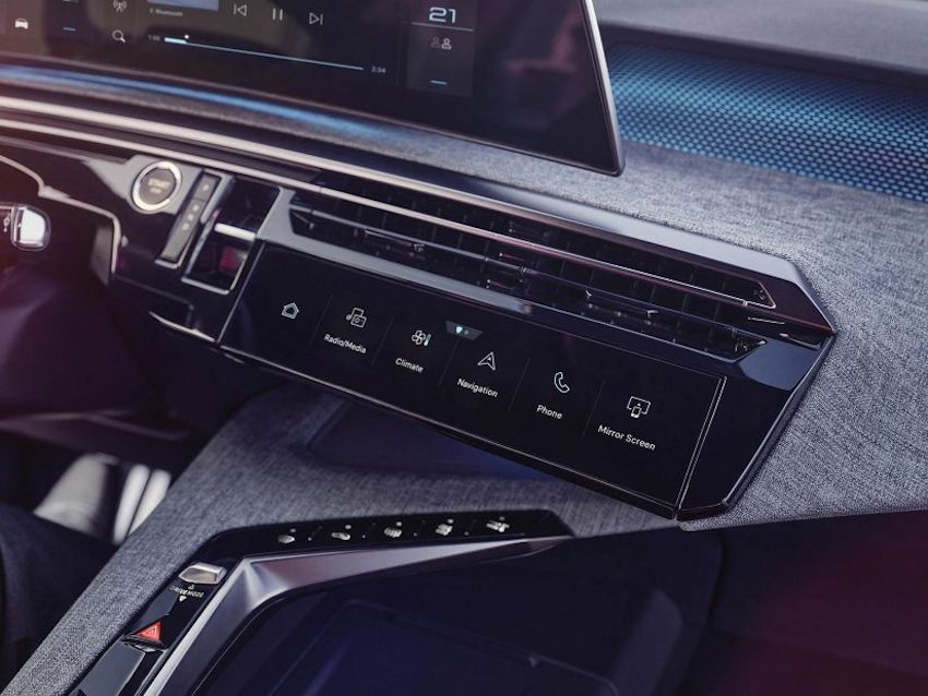 peugeot-e-3008-2025-09 Los SUV eléctricos compactos se consolidan como la gran alternativa al coche urbano en 2026