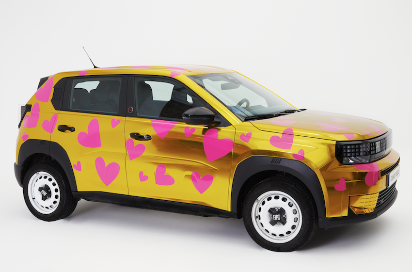 Fiat-Panda-Grande FIAT Grande Panda y Agatha Ruiz de la Prada: un San Valentín lleno de color y diseño italiano