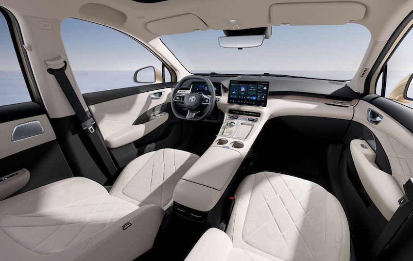 The-Front-Large-Interior Nuevo MG S6 EV: diseño, tecnología y hasta 530 km de autonomía en formato SUV eléctrico familiar