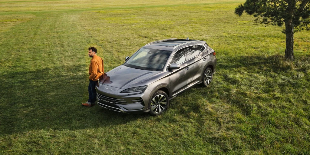BYD-Seal-U-en-el-campo-1024x512 Tesla Model Y vs BYD Seal U: ¿cuál es mejor SUV eléctrico?