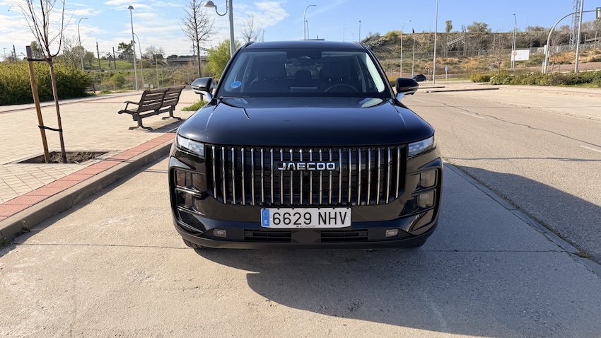 JAECCO-7-FRONTAL Probamos el JAECOO 7 SHS: el SUV híbrido enchufable que quiere sacudir el segmento