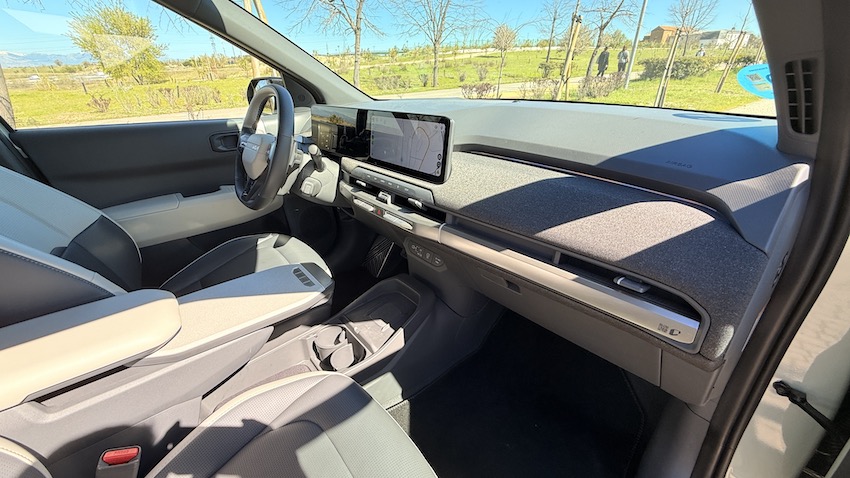 KIA-EV3-ACABADOS Prueba Kia EV3 GT-Line 2025 — El SUV eléctrico compacto que acerca el futuro: 81,4 kWh, hasta 563 km WLTP y diseño rompedor