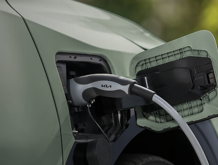 Kia-EV3-cargador-rapido Prueba Kia EV3 GT-Line 2025 — El SUV eléctrico compacto que acerca el futuro: 81,4 kWh, hasta 563 km WLTP y diseño rompedor