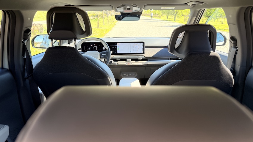 Kia-EV3-proteccion-airbag Prueba Kia EV3 GT-Line 2025 — El SUV eléctrico compacto que acerca el futuro: 81,4 kWh, hasta 563 km WLTP y diseño rompedor