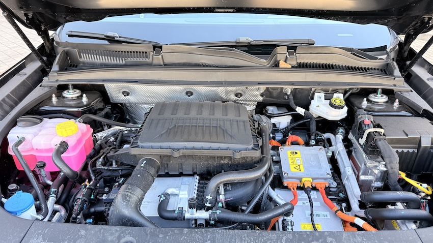 MOTOR-JAECCO-7 Probamos el JAECOO 7 SHS: el SUV híbrido enchufable que quiere sacudir el segmento