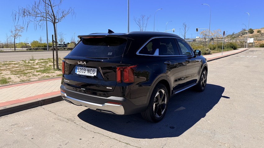 Kia-Sorento-zaga Probamos el Kia Sorento PHEV Emotion: el gran SUV enchufable que pone la lógica familiar al servicio del confort y la eficiencia