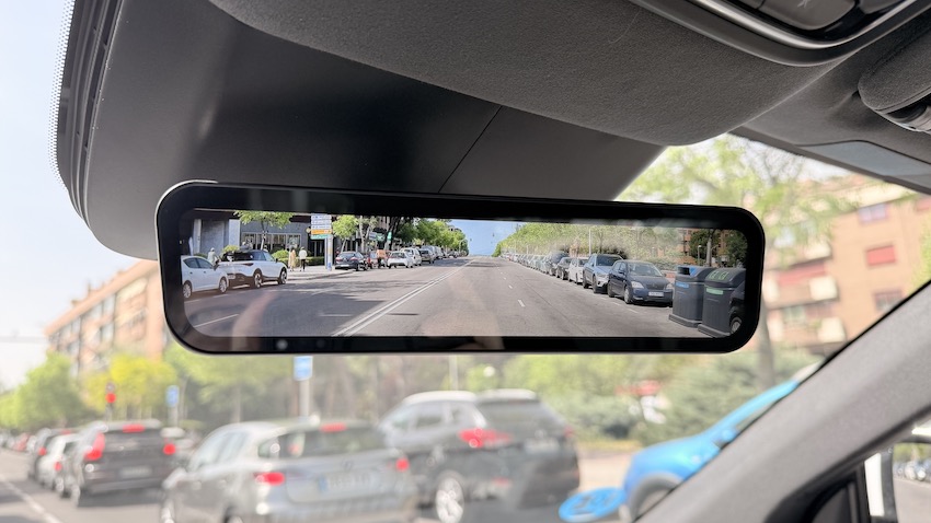 Retrovisor-digital Nuevo XPeng G6: mismo SUV coupé, mucho más serio cuando toca viajar