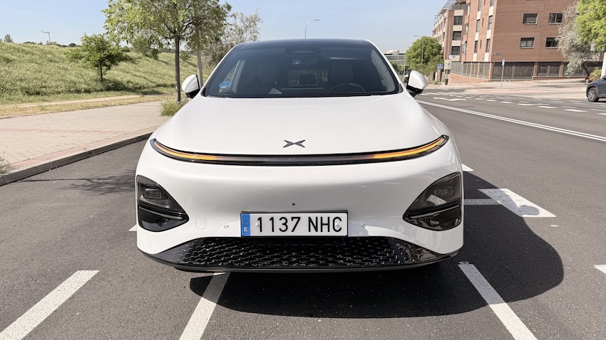 Xpeng-G6-parte-delantera Nuevo XPeng G6: mismo SUV coupé, mucho más serio cuando toca viajar
