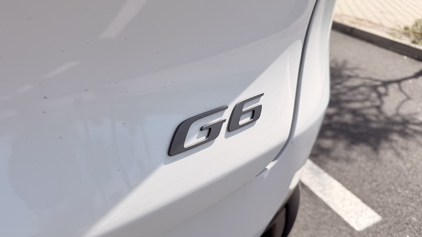 Xpengo-G6-emblema Nuevo XPeng G6: mismo SUV coupé, mucho más serio cuando toca viajar