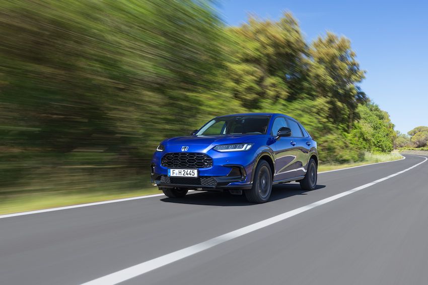 439964_2023_Honda_ZR-V_e_HEV_Sport Los SUV híbridos que menos consumen realmente en 2026