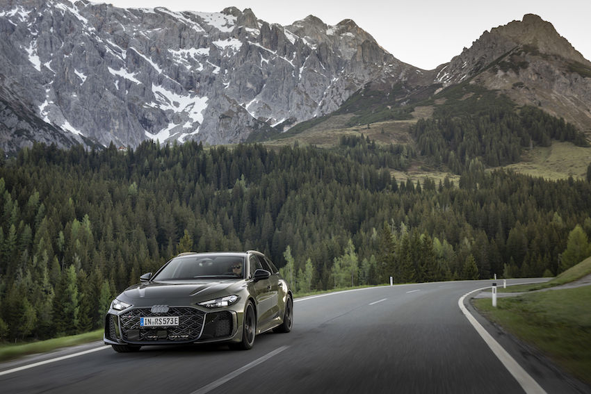 A262851_medium El nuevo Audi RS 5 nace de una colaboración internacional para alcanzar las máximas prestaciones