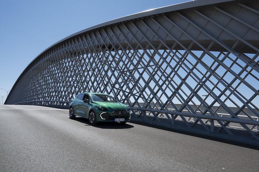 Clio_VI_GLP_Eco-G_Verde Renault Clio VI: el utilitario con etiqueta ECO que se adapta a cada conductor