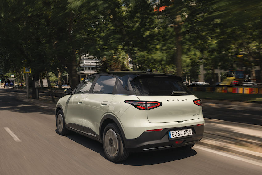 Geely-E2-Ciudad-28 Geely E2 un eléctrico compacto que apuesta por el espacio y la personalidad