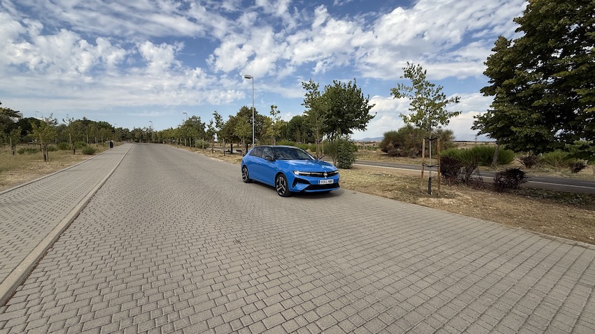 IMG_3862 Prueba Opel Astra GS Electric 156 CV: un eléctrico que convence más por su equilibrio que por sus cifras