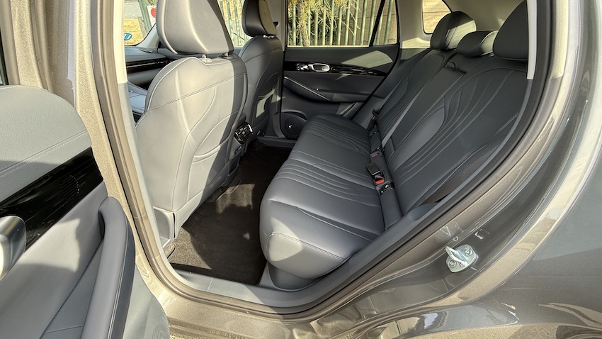 Geely-E5-asientos-traseros Prueba Geely E5 MAX+: un SUV eléctrico de 218 CV