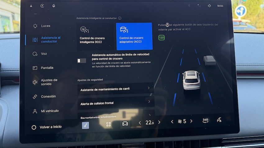Geely-Starray-EM-i-cambio-de-carril Prueba Geely Starray EM-i: un SUV híbrido enchufable que apuesta por el confort, la tecnología y el espacio