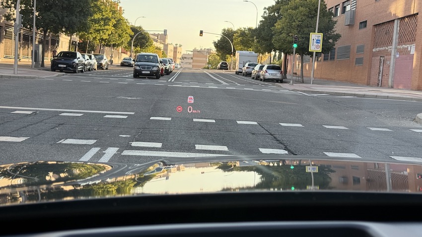 Geely-Starray-EM-i-hub Prueba Geely Starray EM-i: un SUV híbrido enchufable que apuesta por el confort, la tecnología y el espacio
