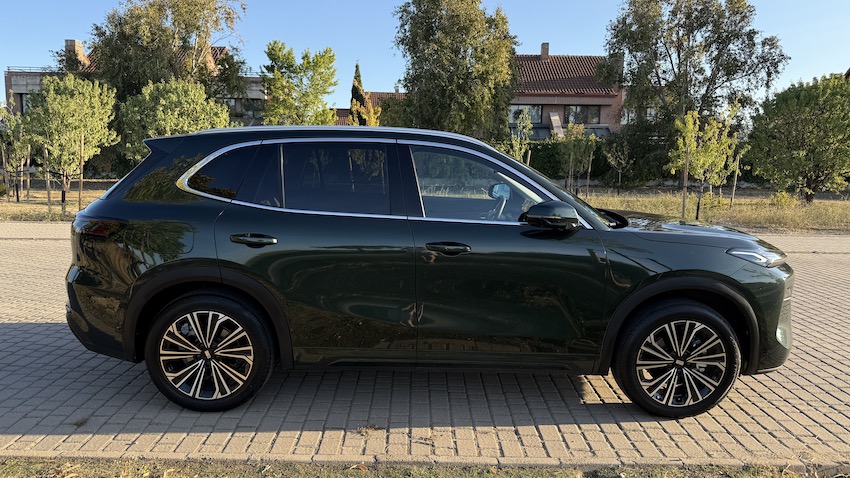 Geely-Starray-EM-i-lateral Prueba Geely Starray EM-i: un SUV híbrido enchufable que apuesta por el confort, la tecnología y el espacio