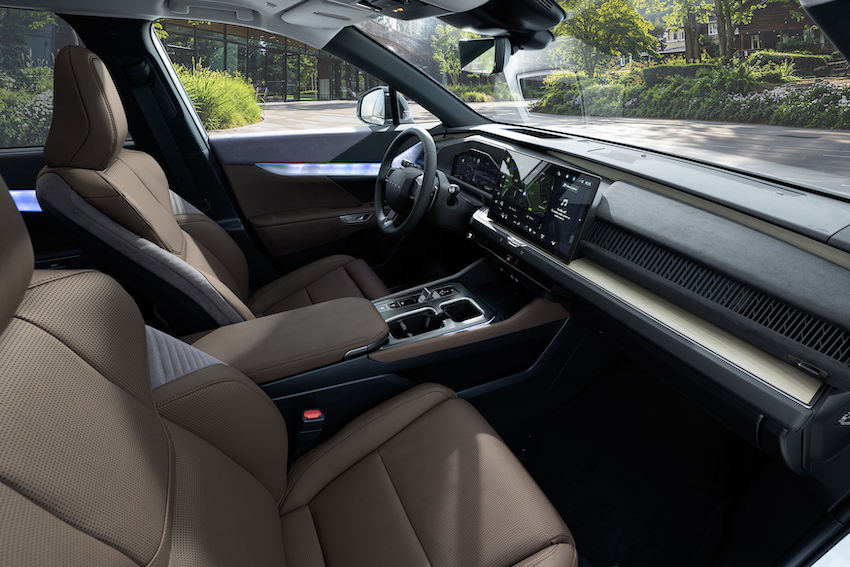 tz_0017a_v002 Nuevo Lexus TZ: el SUV eléctrico de seis plazas ya tiene precios en España