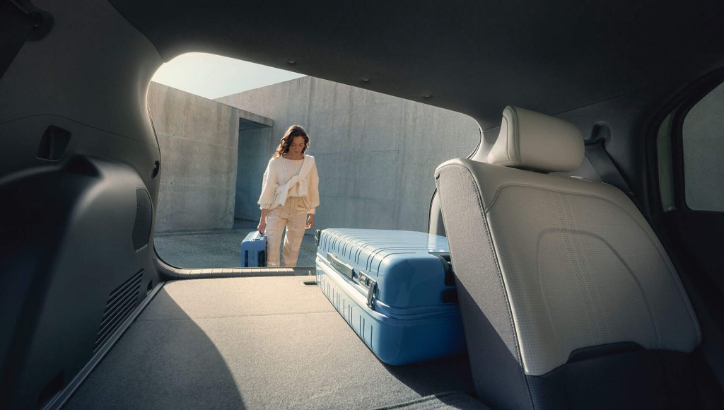 kia-ev3-my25-delp-interieur-trunk-space-1024x580 Kia EV3: el SUV compacto eléctrico que revoluciona los viajes y la vida diaria