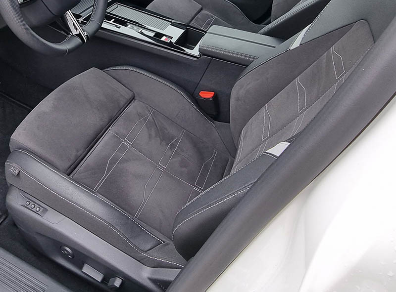 20241214_113806-1-1-edited-1 Opel Astra 5P GS 1.2T Hybrid eDCT6 S/S 136 CV (100kW)