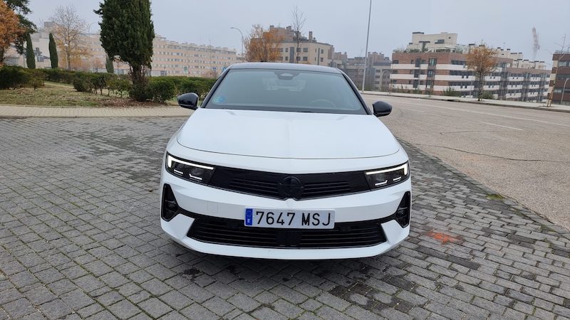 20241214_114504-scaled-1 Opel Astra 5P GS 1.2T Hybrid eDCT6 S/S 136 CV (100kW)