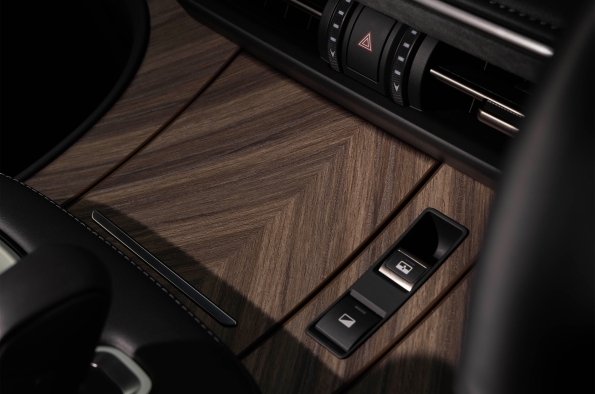 lm3 El nuevo Lexus LM redefine el lujo en el transporte de pasajeros