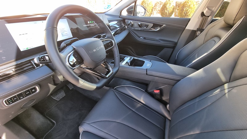 20250205_104824 Omoda EV: La electrificación llega con estilo y tecnología avanzada