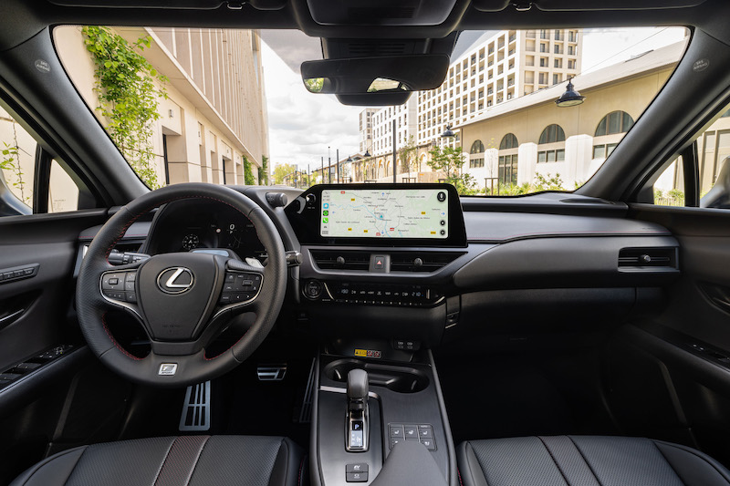 ux_galeria_49 Lexus renueva el UX 300h: más potencia, eficiencia y tecnología para el crossover urbano premium