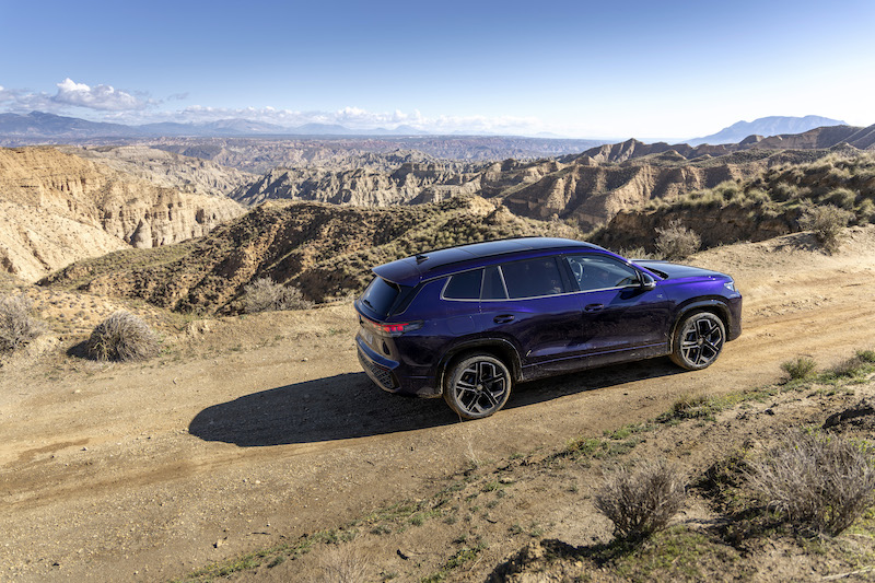 nuevo-tayron-13 Volkswagen Tayron el nuevo SUV premium que lo tiene todo para la familia, la aventura y la eficiencia