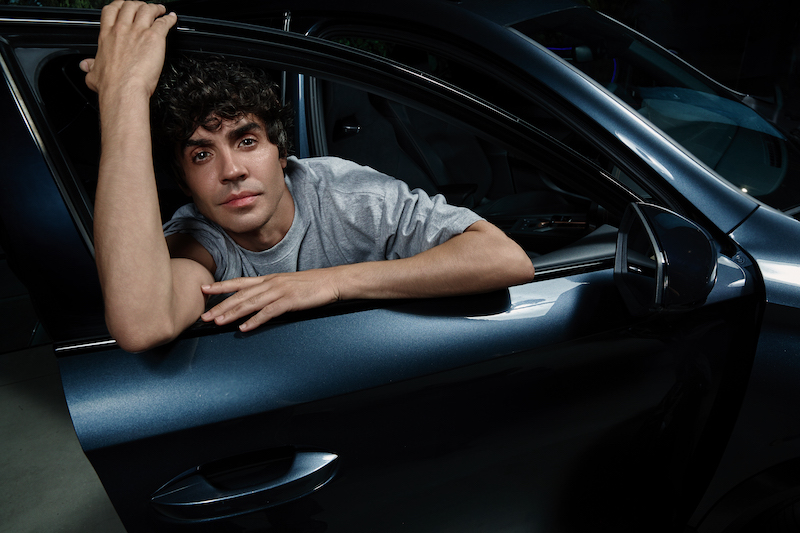 Javier-Calvo-and-Javier-Ambrossi-join-CUPRA-City-Garage-Madrid-Tribe_02_HQ Javier Calvo y Javier Ambrossi se suman a la tribu de CUPRA City Garage Madrid