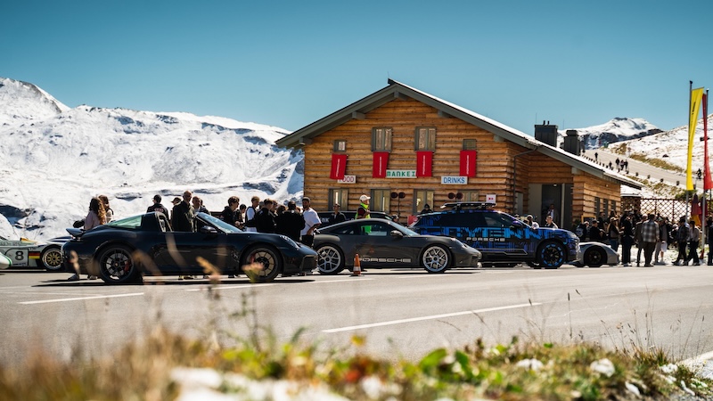 Presentacion-Porsche Porsche presenta el prototipo eléctrico del Cayenne en la legendaria carretera alpina Grossglockner
