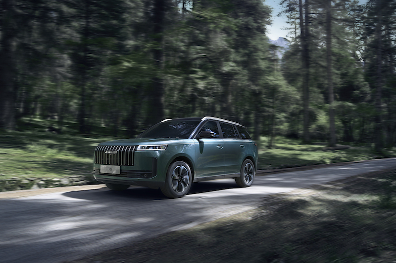 Road-Driving-1.6T-Power-Left-Front-45o-路跑-1.6T动力-左前45 JAECOO 5 el SUV que desafía al mercado desde 19.990 euros