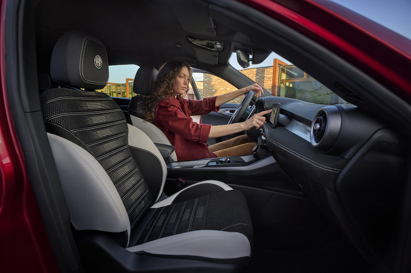 NEW-TONALE-INTERIOR Nuevo Alfa Romeo Tonale 2025: más deportivo, más italiano, más emocionante que nunca