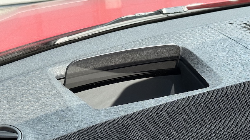 Mini-Countryman-pantalla-saliedo-1 Probamos el MINI Countryman eléctrico: el MINI que ha crecido hasta convertirse en un SUV premium con personalidad propia