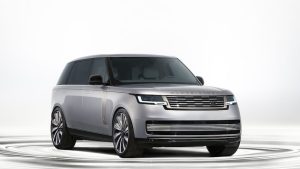 Nuevo Range Rover SV Ultra con diseño frontal exclusivo y acabado Titan Silver