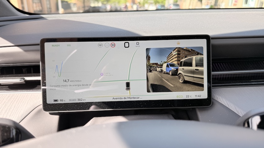 Xpeng-G6-intermitente-derecho Nuevo XPeng G6: mismo SUV coupé, mucho más serio cuando toca viajar