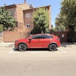 Volkswagen Taigo R-Line 1.5 TSI 150 CV DSG de perfil durante la prueba dinámica
