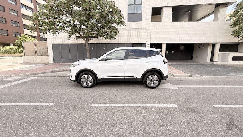 IMG_0845 EBRO s400 HEV: el SUV urbano español que apuesta por la eficiencia híbrida, la tecnología y una dotación muy completa
