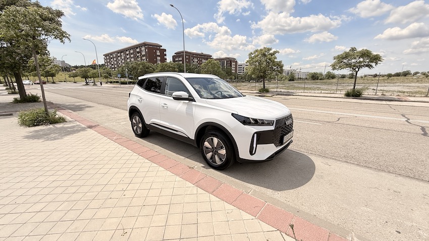 IMG_0861 EBRO s400 HEV: el SUV urbano español que apuesta por la eficiencia híbrida, la tecnología y una dotación muy completa