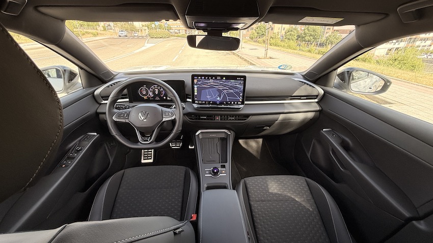 IMG_1685 Prueba del Volkswagen T-Roc R-Line 1st Edition 1.5 eTSI: el SUV compacto que quiere jugar en la liga premium
