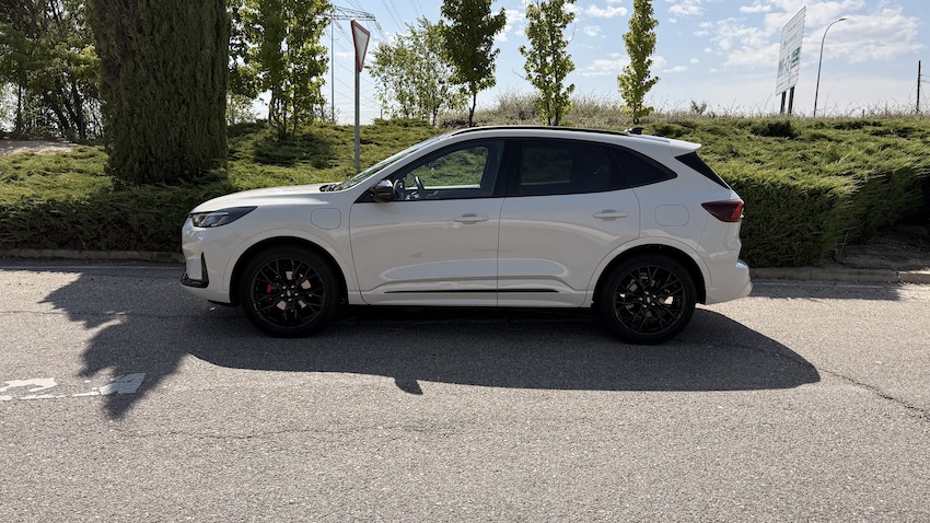 IMG_2483 Prueba Ford Kuga ST-Line PHEV 232 CV: el híbrido enchufable que sigue siendo una de las referencias del segmento SUV