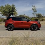 Foto principal Opel Frontera aparcado frente a un campo