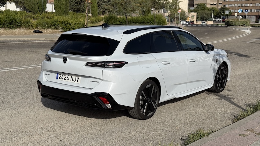 IMG_3528 Prueba Peugeot 308 SW GT Hybrid 145 e-DCS6: el familiar que demuestra que todavía hay vida más allá de los SUV