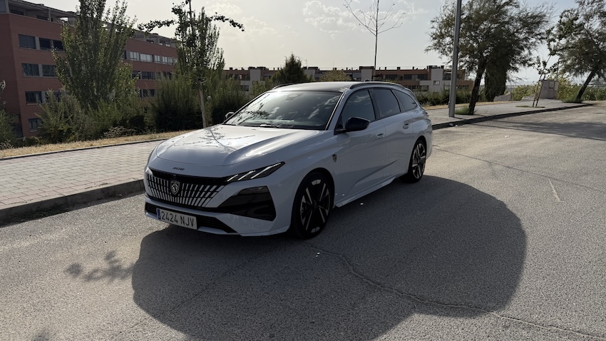 IMG_3534 Prueba Peugeot 308 SW GT Hybrid 145 e-DCS6: el familiar que demuestra que todavía hay vida más allá de los SUV