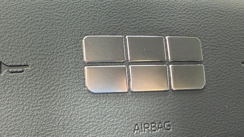 Geely-E5-emblema-marca Prueba Geely E5 MAX+: un SUV eléctrico de 218 CV