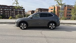 Geely E5 principal
